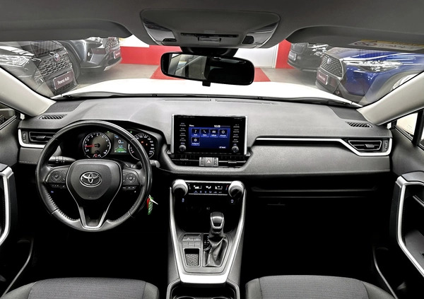 Toyota RAV4 cena 112500 przebieg: 68386, rok produkcji 2019 z Kazimierza Wielka małe 232